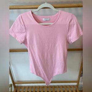 WORN ONCE Artizia Contour Crew Shortsleeve Bodysuit